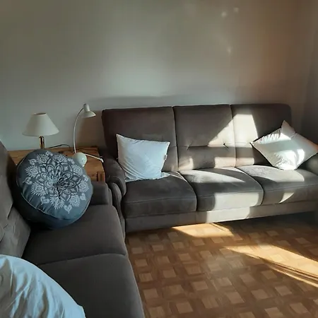 Freiling Apartment *